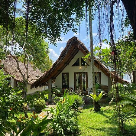 Villa Paradise Bukit Lawang Exterior foto